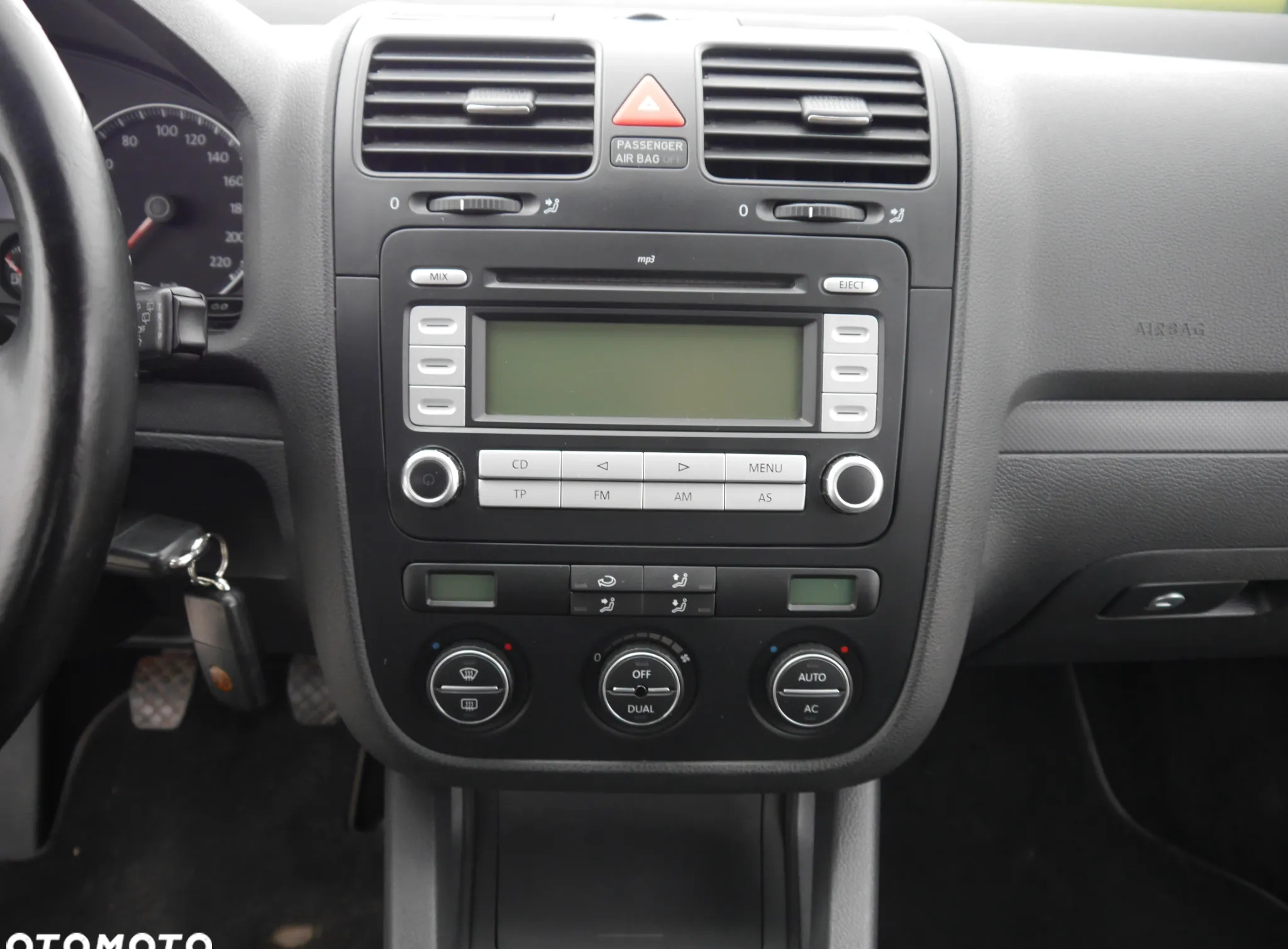 Volkswagen Golf cena 15700 przebieg: 244033, rok produkcji 2008 z Serock małe 277